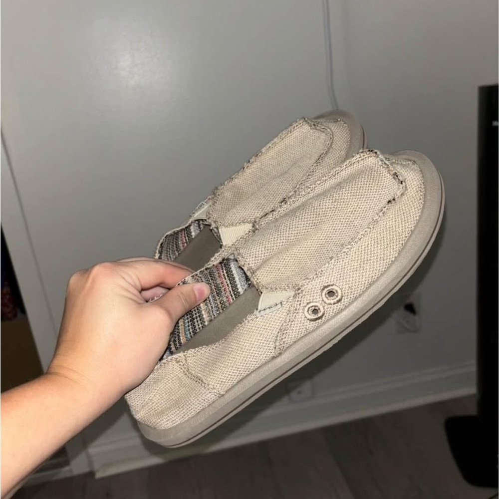 Sanuk Donna Hemp slip ons